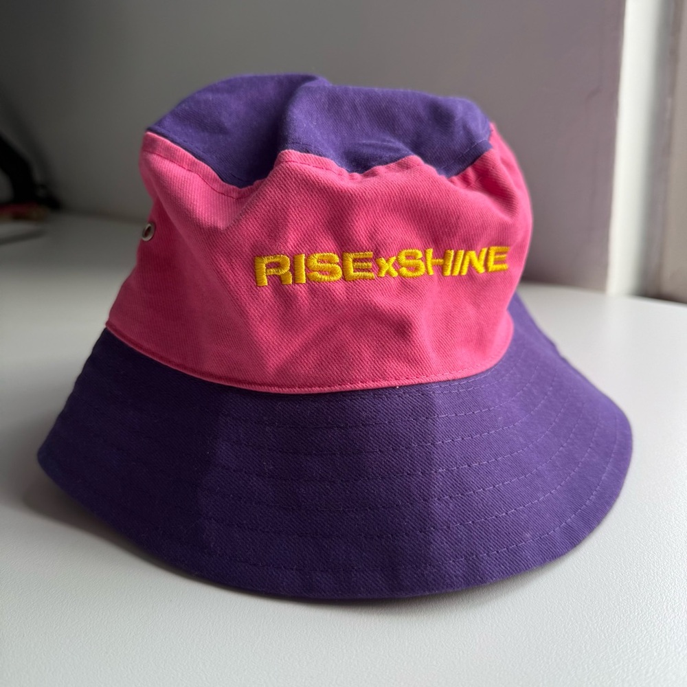 O'Neill Pink and Purple Bucket Hat